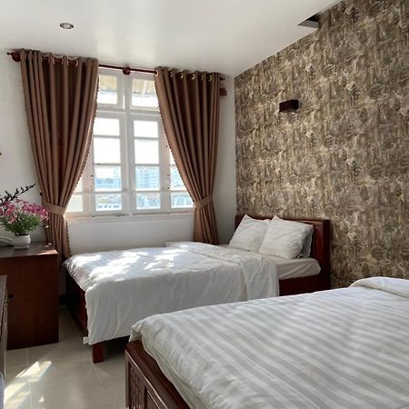 Nguyen Phuong Hotel Da Lat Exterior photo